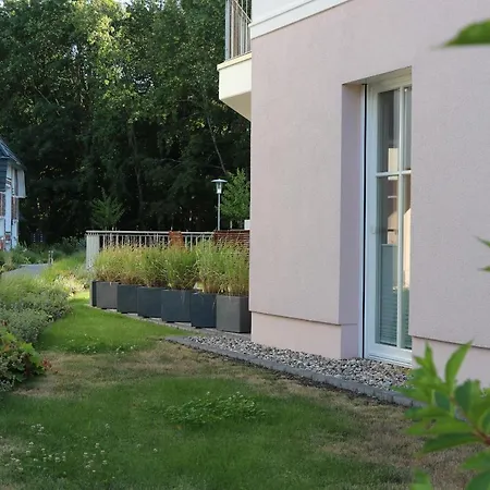 Sonnenseite App 23 * Wustrow (Fischland)